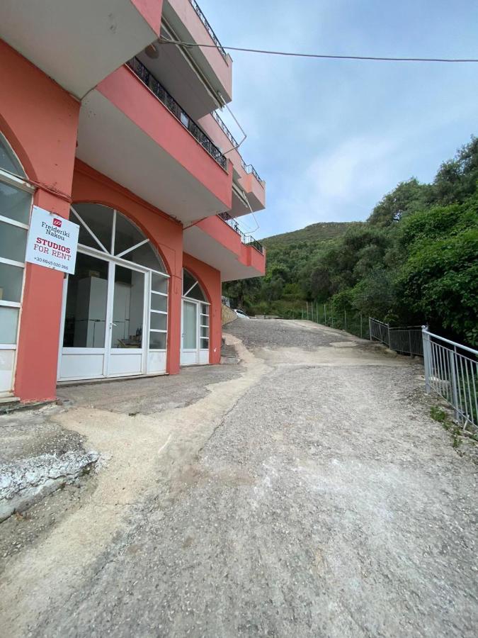 Nakou Freideriki Anthousa Pargas المظهر الخارجي الصورة